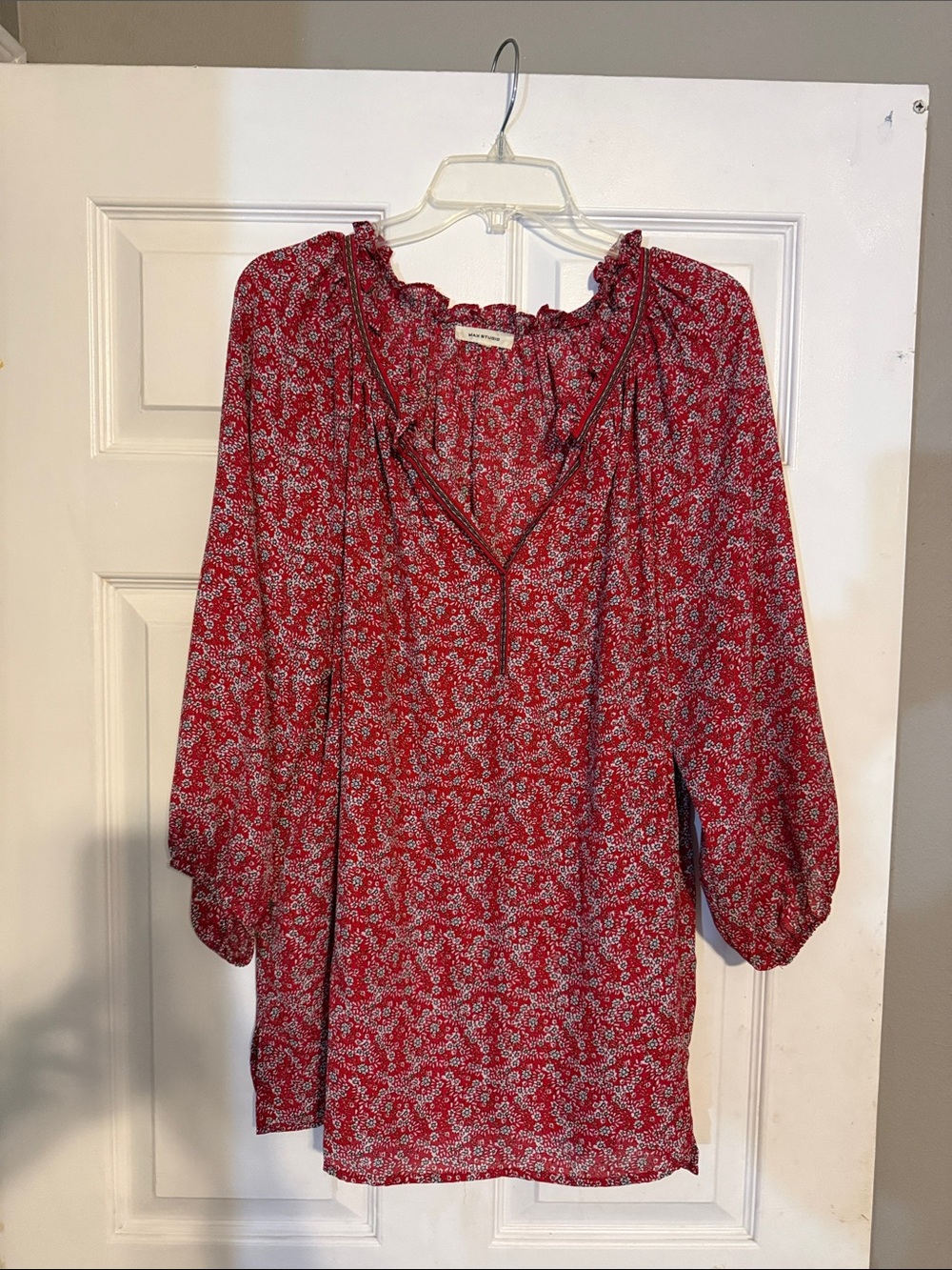 Max Studio Red Floral Peasant Blouse